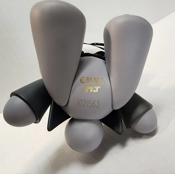 EMMA'S WEDDING BRIDEGROOM WOLF - Picture 4 of 5